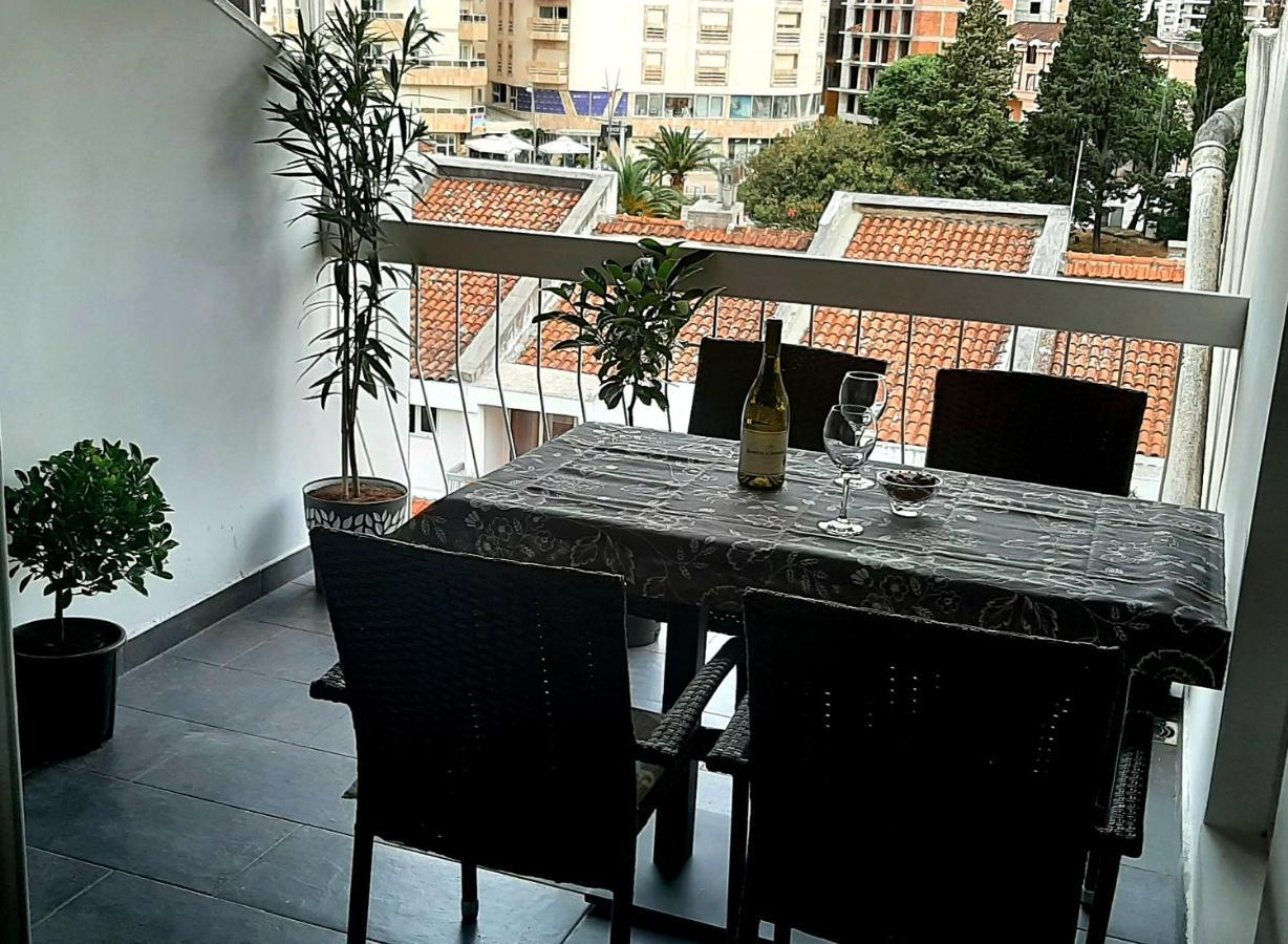 Ric Apartment ブドヴァ エクステリア 写真